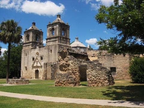 Mission Nuestra Señora de la Concepción de Acuña, San Antonio, Texas, 1755. 